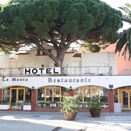 Hotel La Masia Портбоу Экстерьер фото