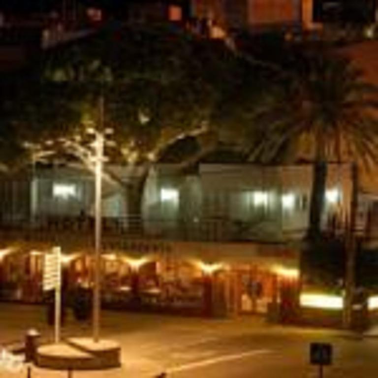 Hotel La Masia Портбоу Экстерьер фото