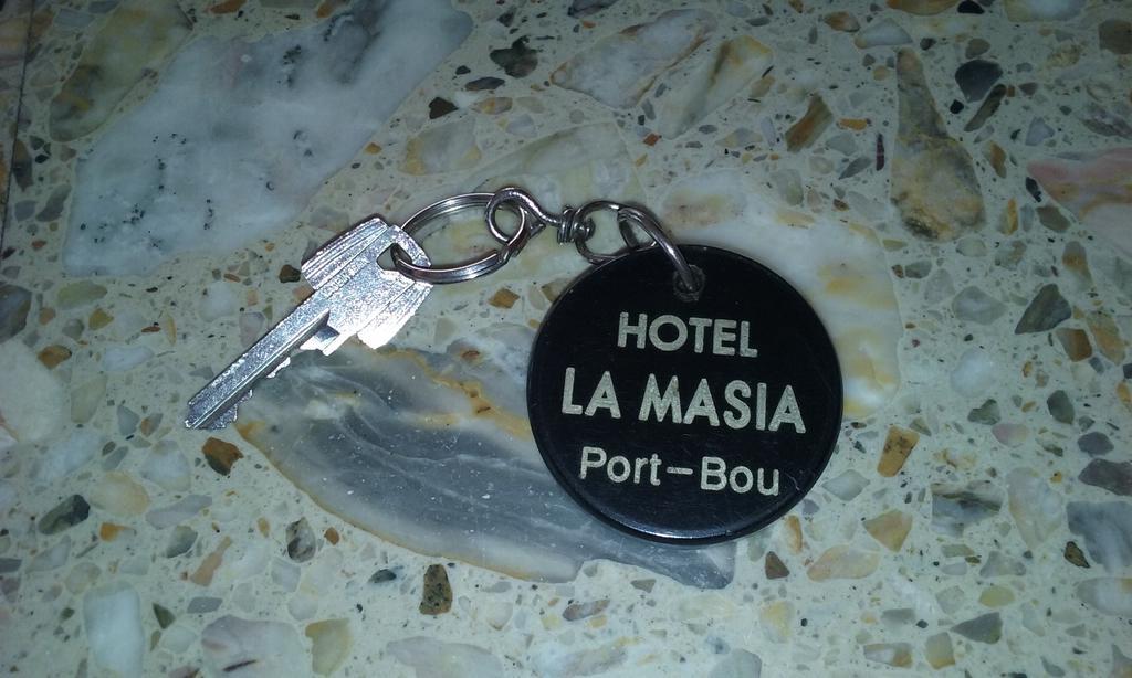 Hotel La Masia Портбоу Экстерьер фото