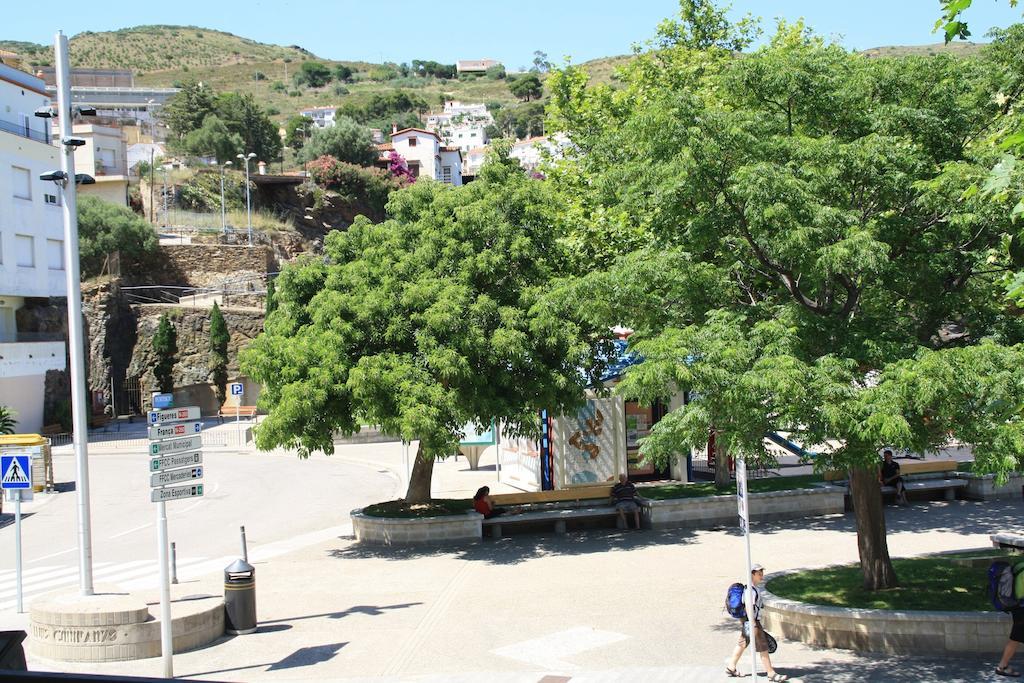 Hotel La Masia Портбоу Экстерьер фото
